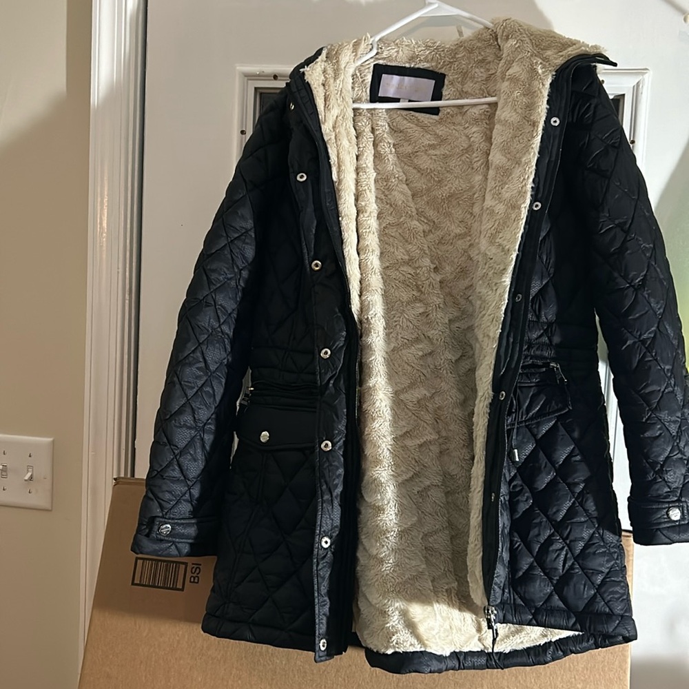 winter jacket worn a few times buy as it is Madden girl good brand buy as it is